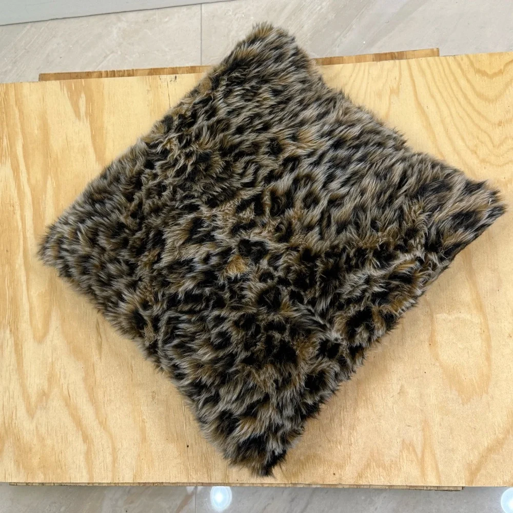 Luxury Faux Fur Leopard Throw Pillow | Plush Decorative Accent Cushion 16.5”